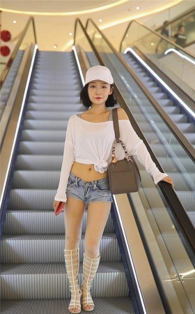端庄性感美女3A635[460M]