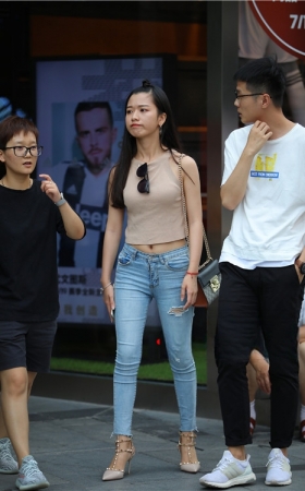 牛仔裤妹子(34P)