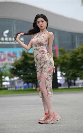 漂亮的旗袍小美女(175P)