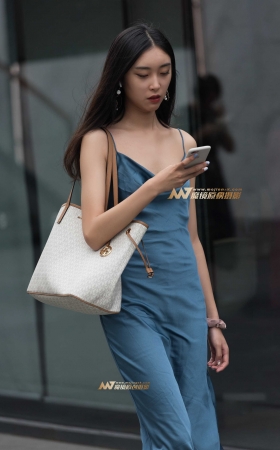 清纯的美女 [14P]