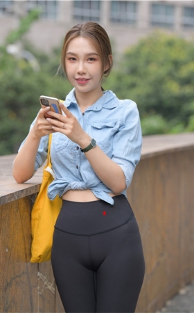 （套图一）黑色瑜伽裤青春女孩 (353P)