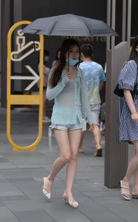 白皙肉腿美女3A1045[1.16G]