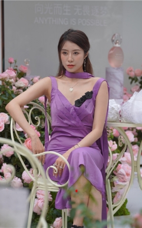 气质美女(63P)