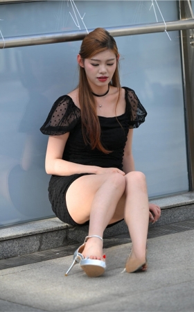 高跟美腿小姐姐(65P)