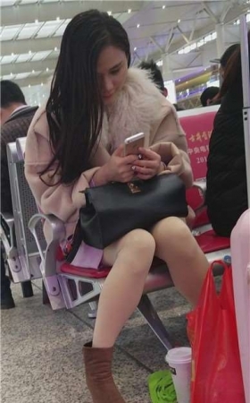 4k-极品长发高颜值肉色丝袜长腿美女