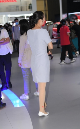 肉丝美女(44P)