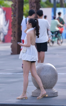 似乎在等人的美人3A1558[1.02G]