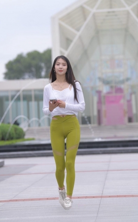 绿色瑜伽裤美女MJ3230
