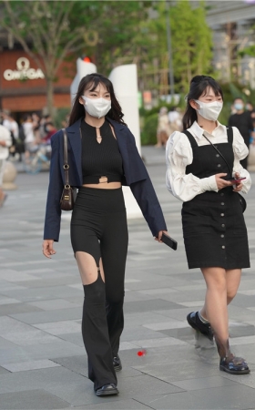 黑色紧身裤小姐姐(67P)