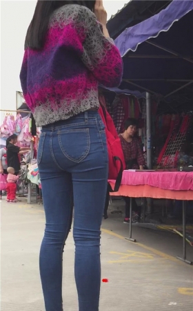 牛仔裤小妹