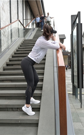 （套图）黑丝紧身裤美女小姐姐(52P)
