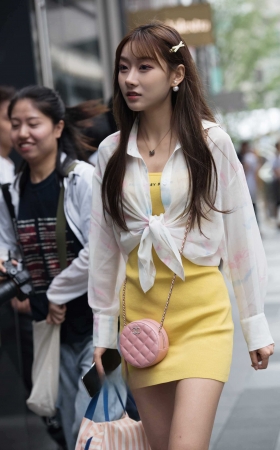 吃东西的小姐姐 [12P]