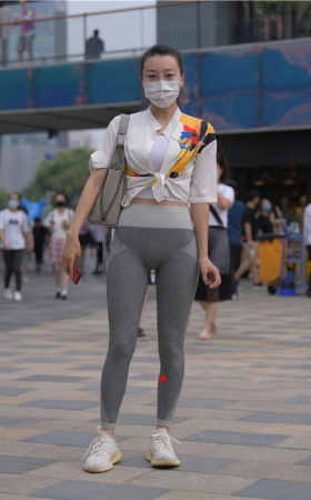 灰色紧身裤小姐姐(137P)