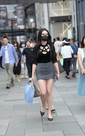 肉丝小姐姐(97P)