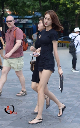 8-9 大长腿 [13P]