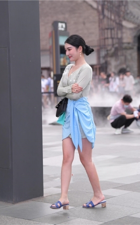 漂亮的小姐姐(38P)