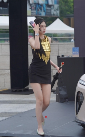 白皙美人(155P)