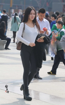 情不自禁地扫射、连发......（45P） [45P]