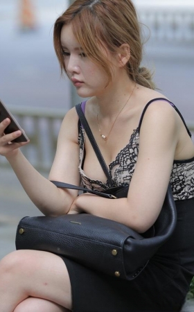 寂寞的她，你是否想上前撩她3A056[50P-539M]