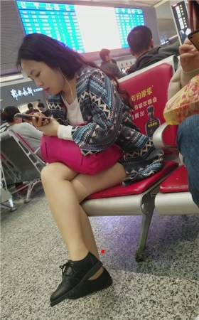 漂亮的白嫩美女