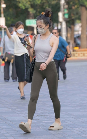 暗绿 [11P]