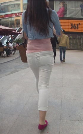 白裤紧身