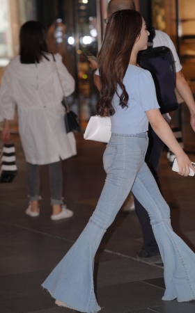 苗条美女