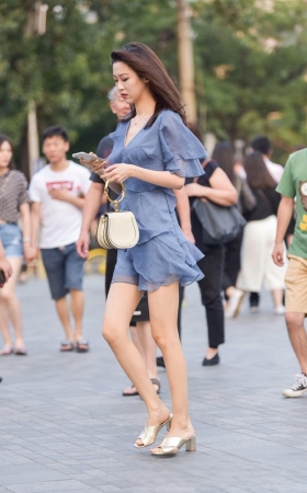 性感长腿短裙女郎3A1595[42M]