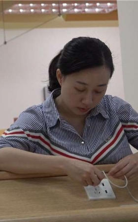 黄色修身裙 [68P-1.49GB]