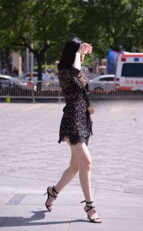 透视短裙，细高跟凉鞋（16p） [17P]