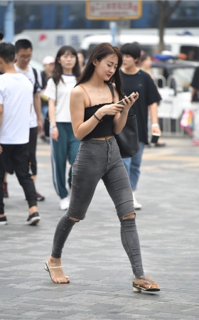 黑牛小姐姐(33P)