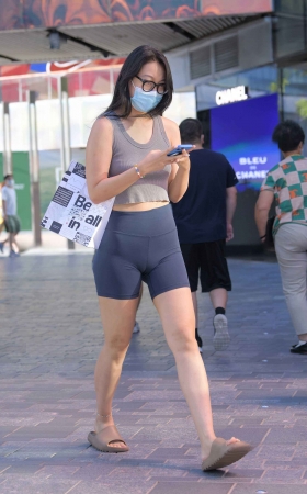 蓝色瑜伽短裤 [13P]