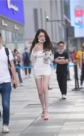 性感的白色包臀短裙美女(130P)