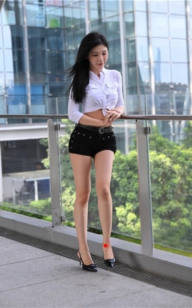 高跟热裤美腿小姐姐(168P)