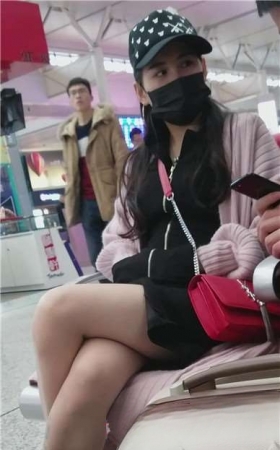 甜美黑色短裤 [49P-985MB]