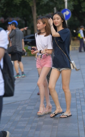 两个热裤漂亮美女MJ1556[342M]
