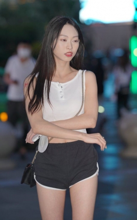 运动装黑白搭配 [117P-1.70GB]