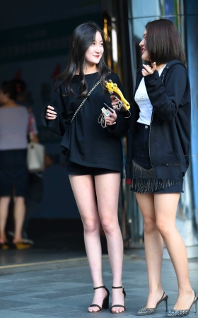 黑高美腿美女 [10P]