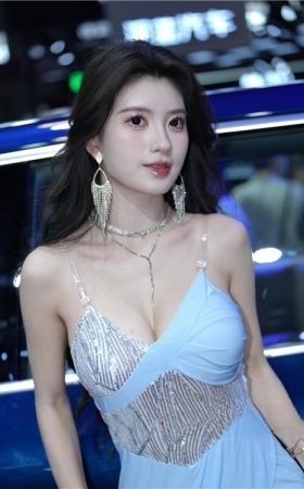 吊带长裙车模美女(111P)