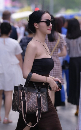 性感的美女MJ1251[1.68G]