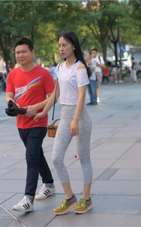 （套图）漂亮的高腰瑜伽紧身裤(30P)