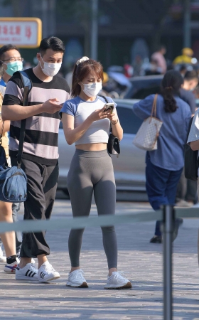 可爱剪刀手 [16P]