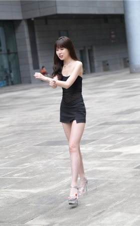 黑裙小姐姐(172P)