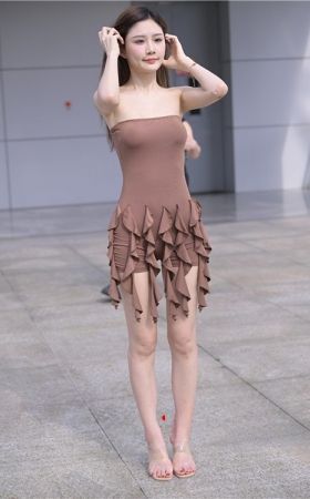 性感的紧身连体衣美女(384P)