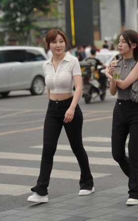  温婉气质黑白搭配 [39P-477MB]