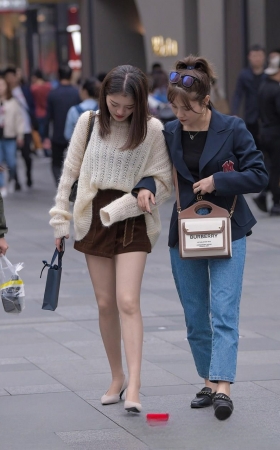 好美的一双肉色美腿3A3702[451M]