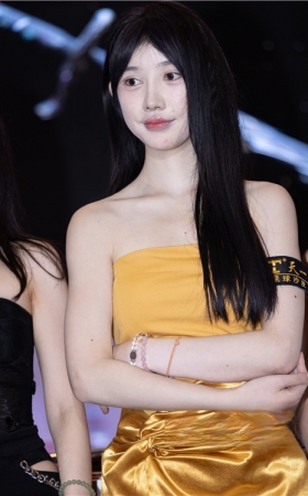 黄裙白皙美女(123P)