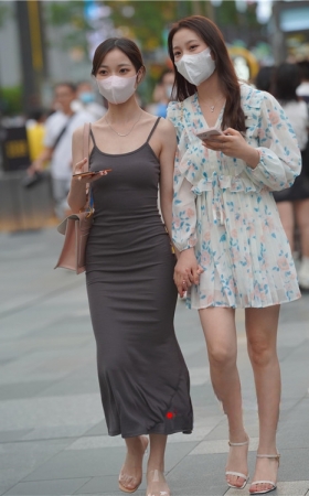 吊带长裙美女(125P)