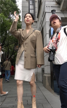 漂亮的白嫩气质小姐姐