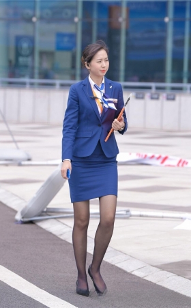 气质黑丝白领美女3A1386[822M]